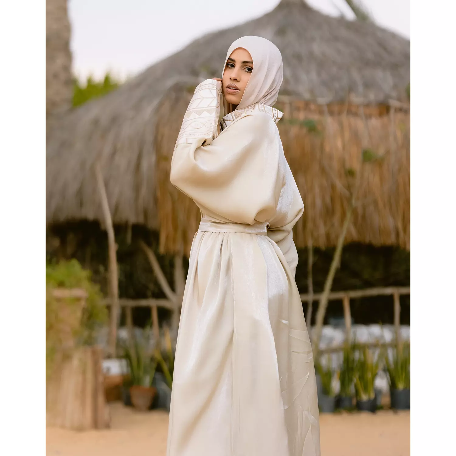 Gleaming Abaya 2