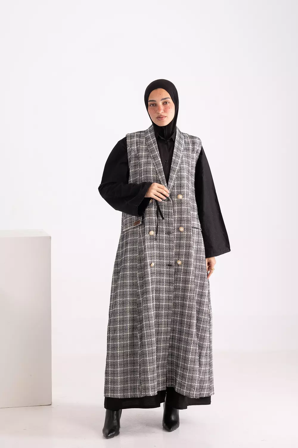 Velora Long Vest 9