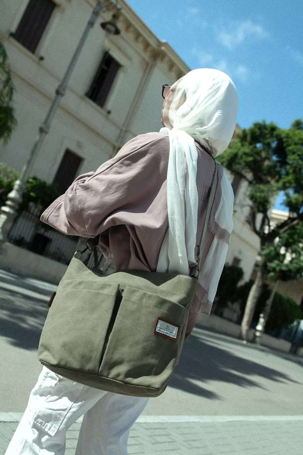 Midnight bloom - Olive 4