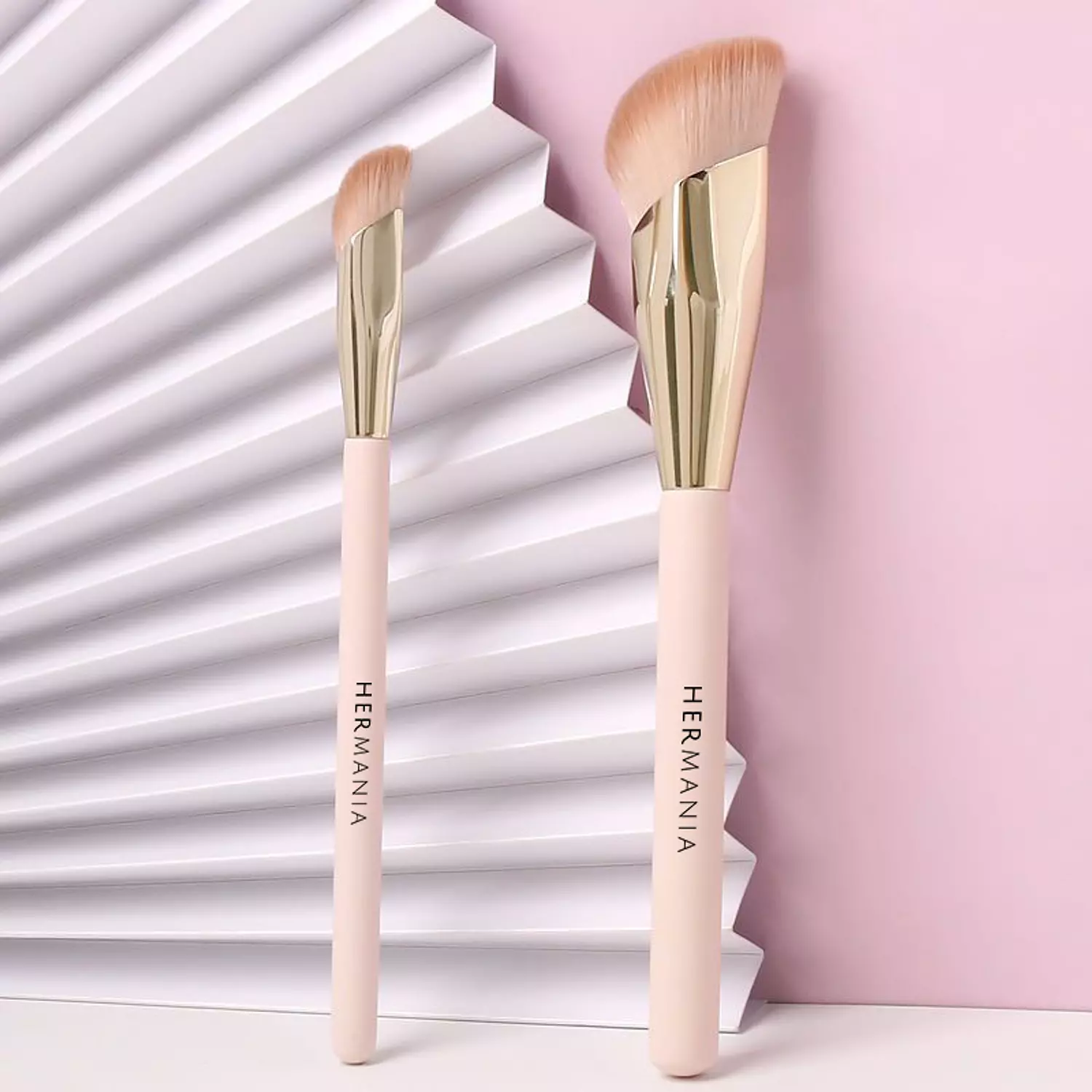 ANGLED MAKEUP BRUSH 5