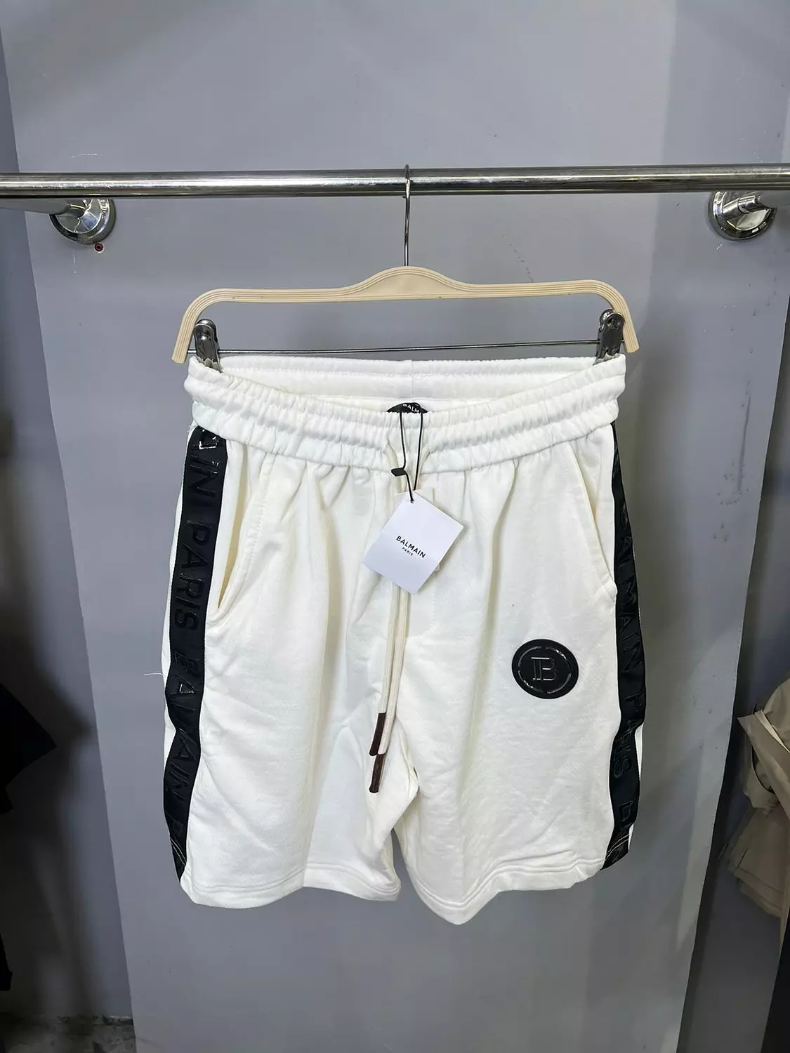 BALMAIN SHORT / 1469 image