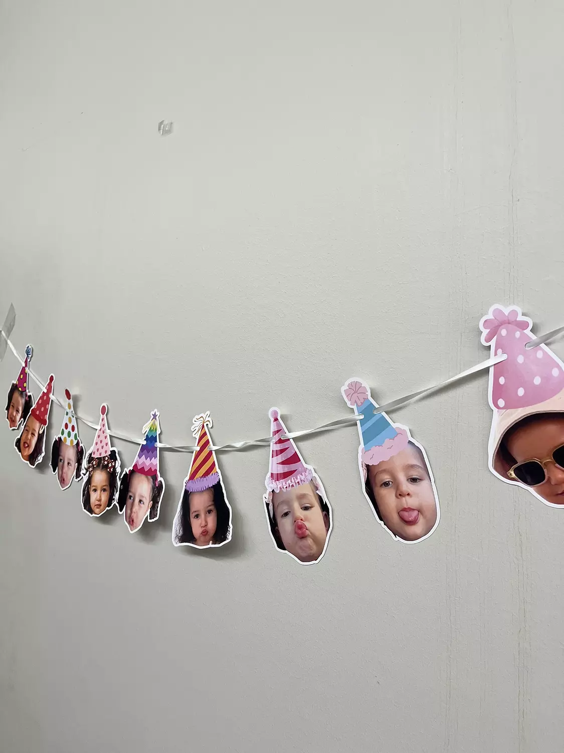 Face Garland 7