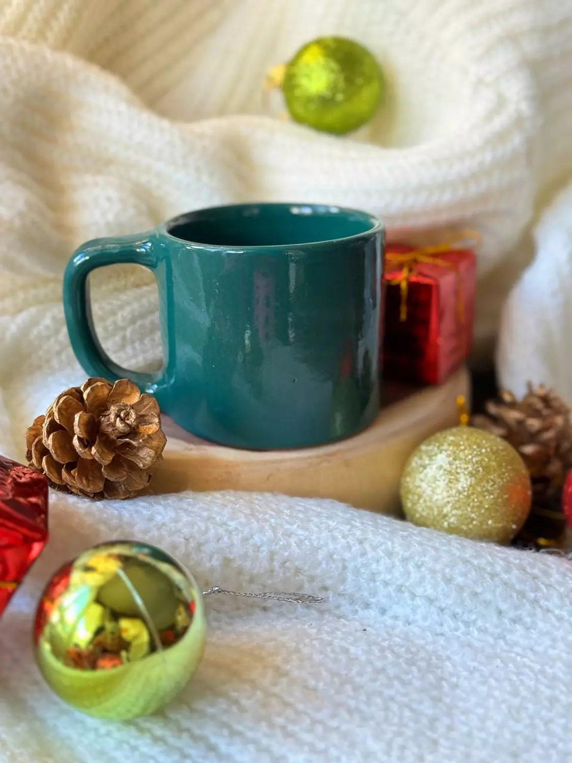 Xmas green small mug image