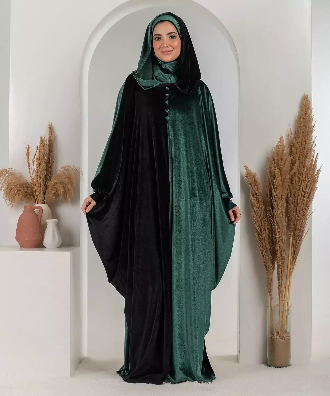 Bicolour Velvet Abaya-Black/Green hover image
