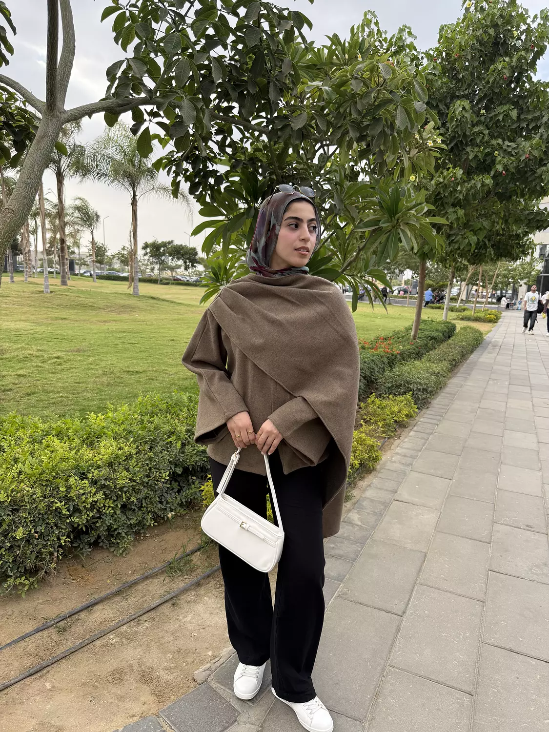 Nabeela Shawl Coat - Beige  7