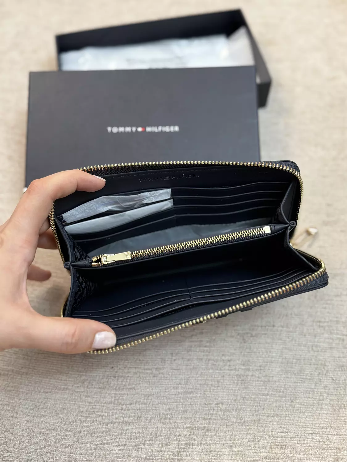 Tommy Hilfiger wallet hover image