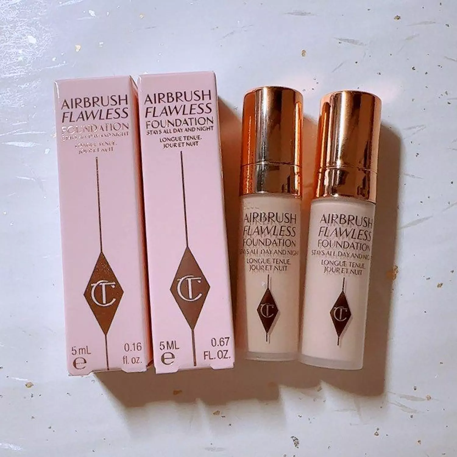 Charlotte Tilbury  Airbrush Flawless Blurring & Matte Full Coverage Foundation 4