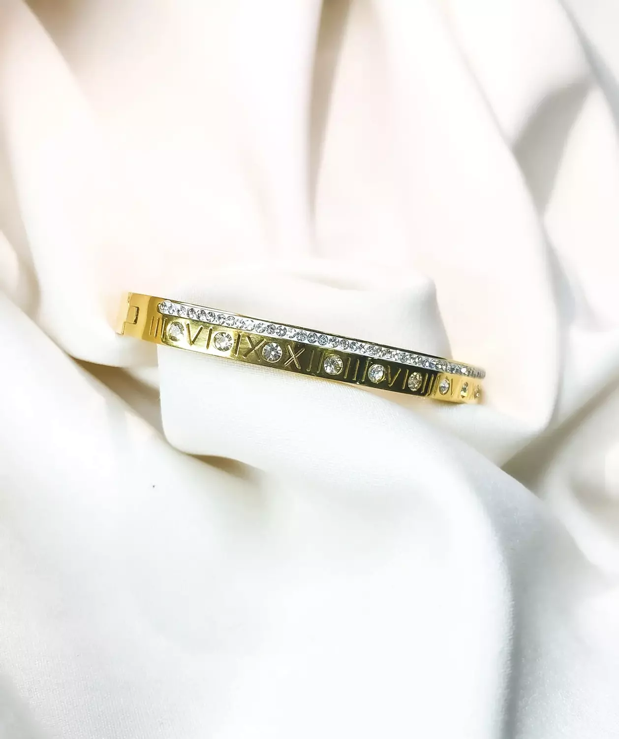 Crystal path hover image