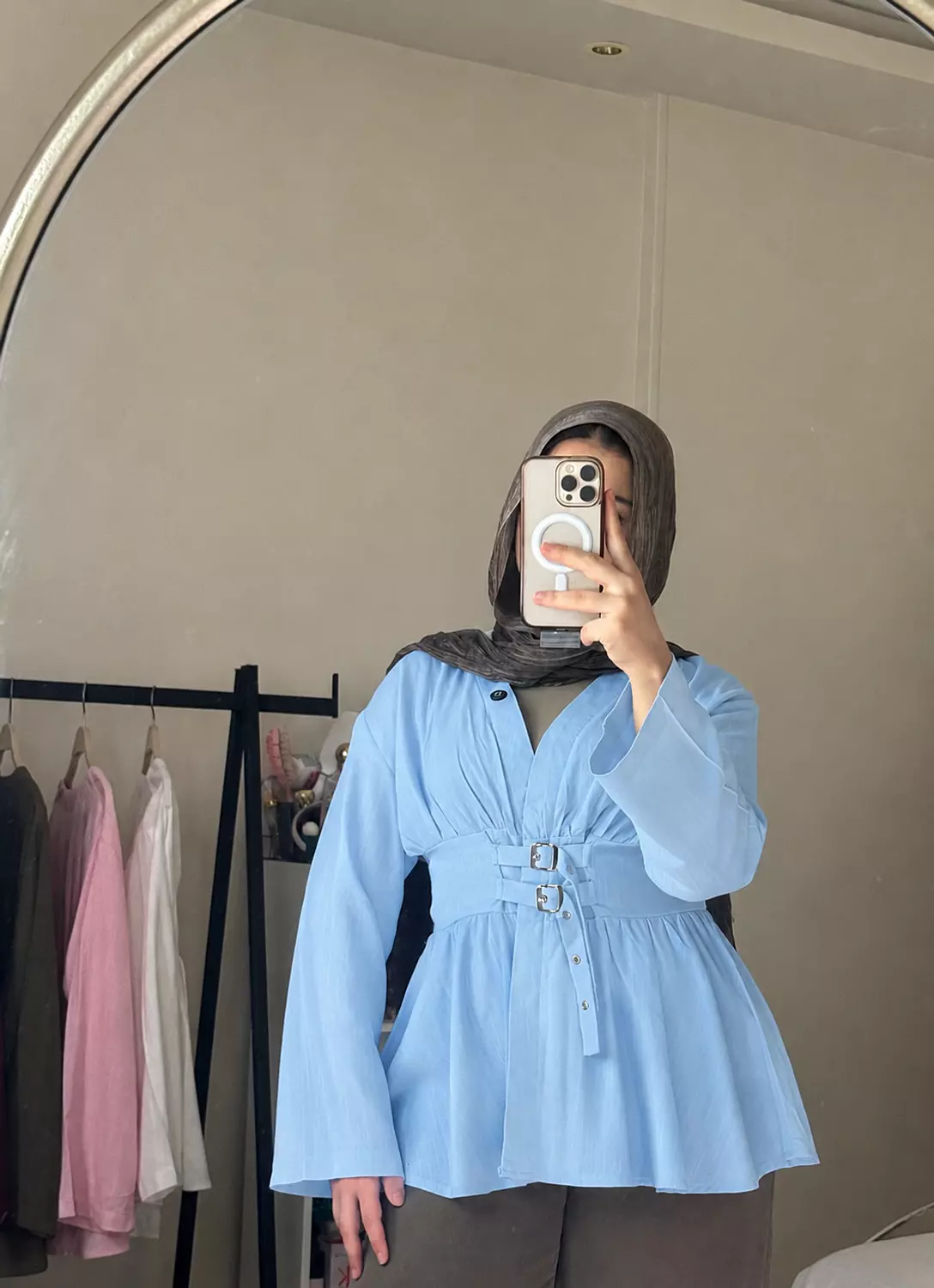 waits blouse 4