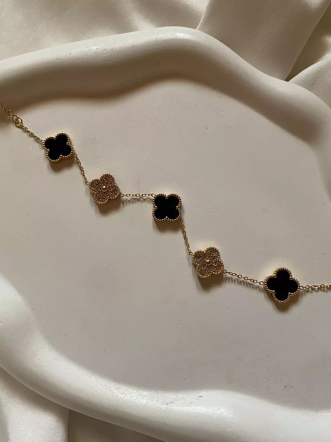 Black x studs Van Cleef Bracalet 2
