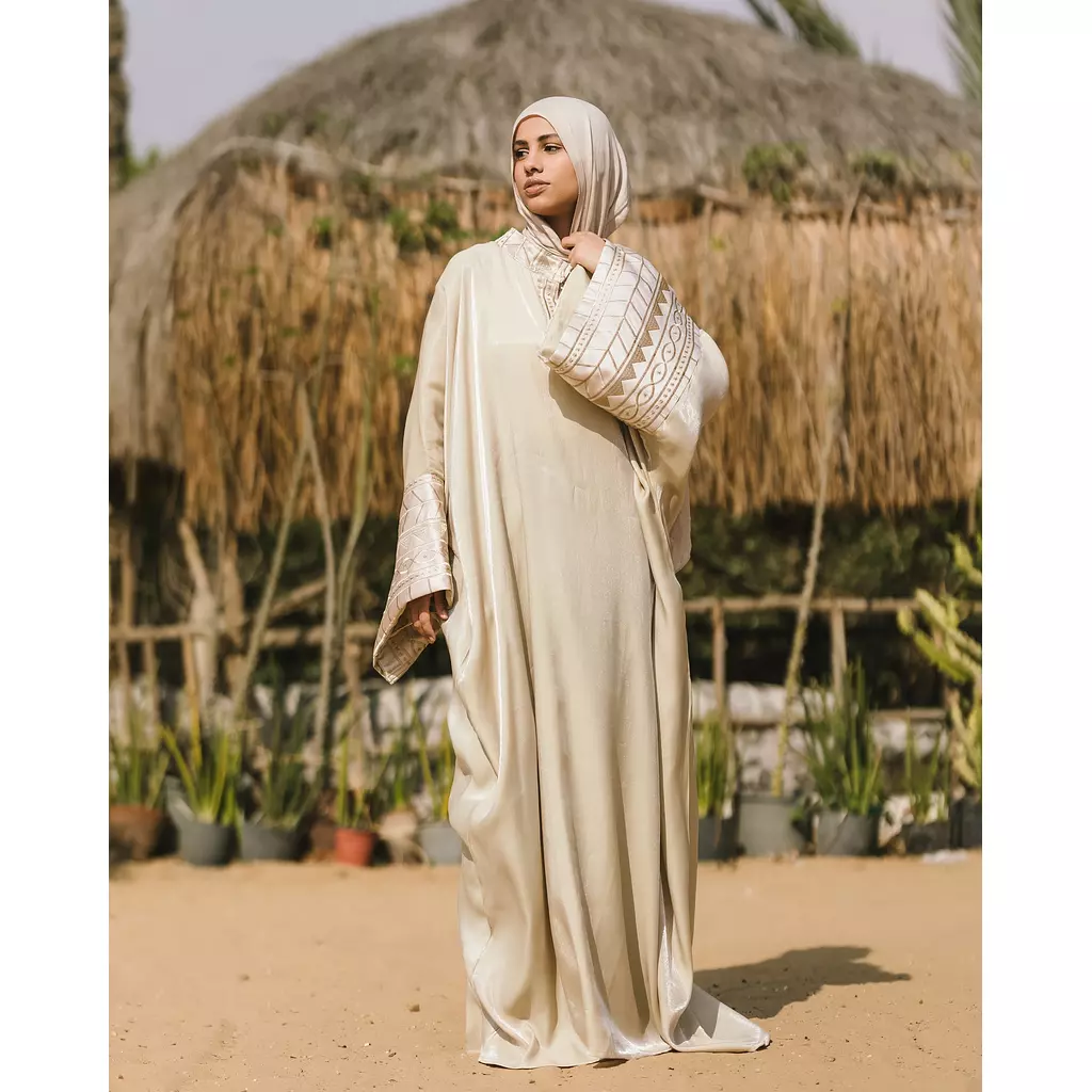 Gleaming Abaya