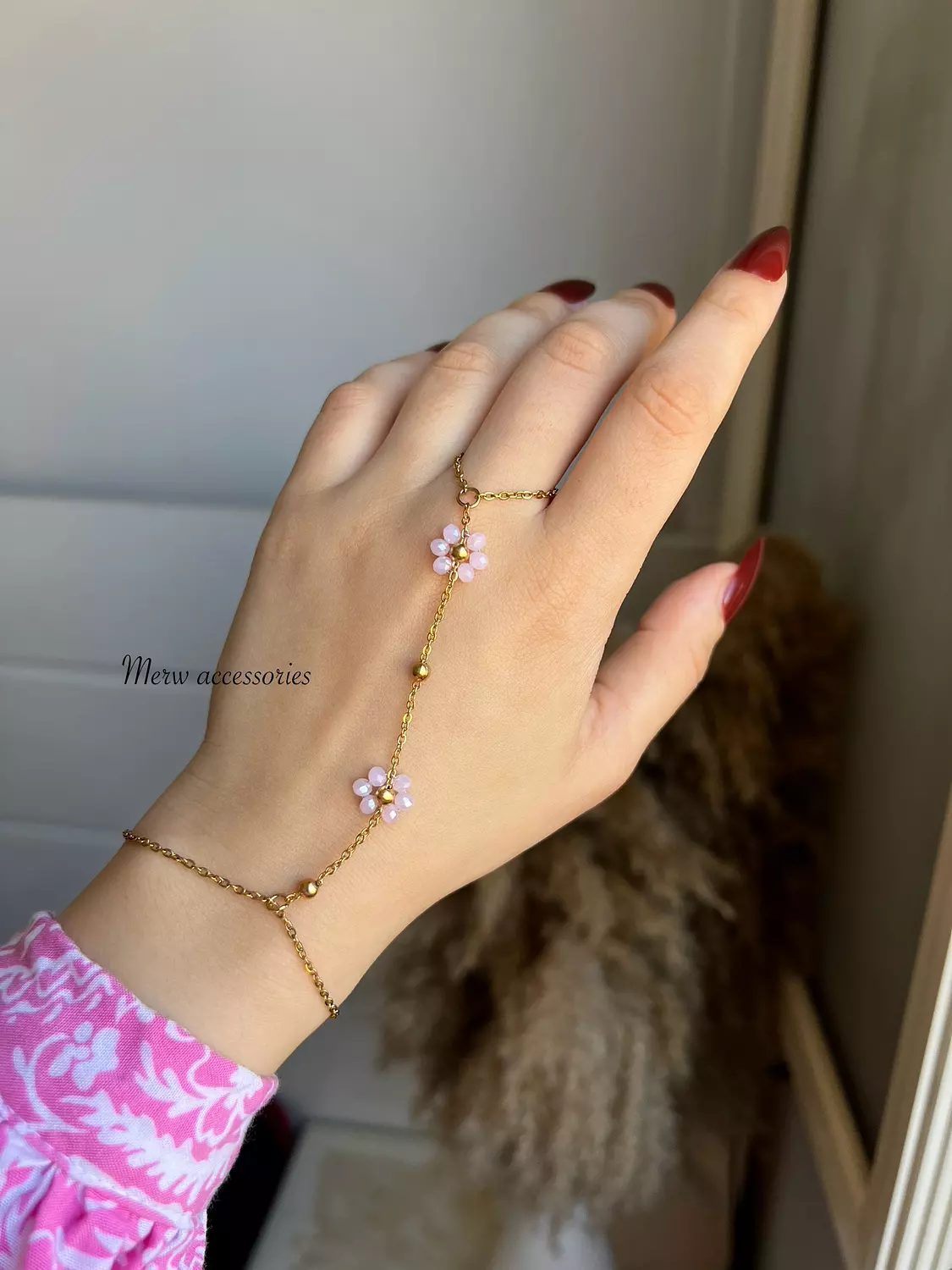 Floral hand chain  1