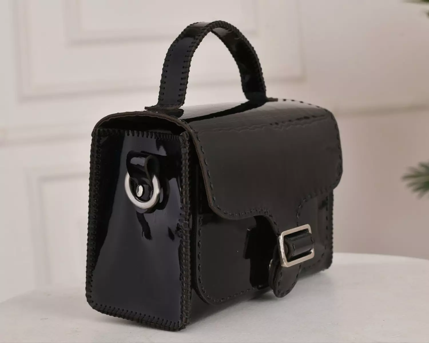 black shiny bag image