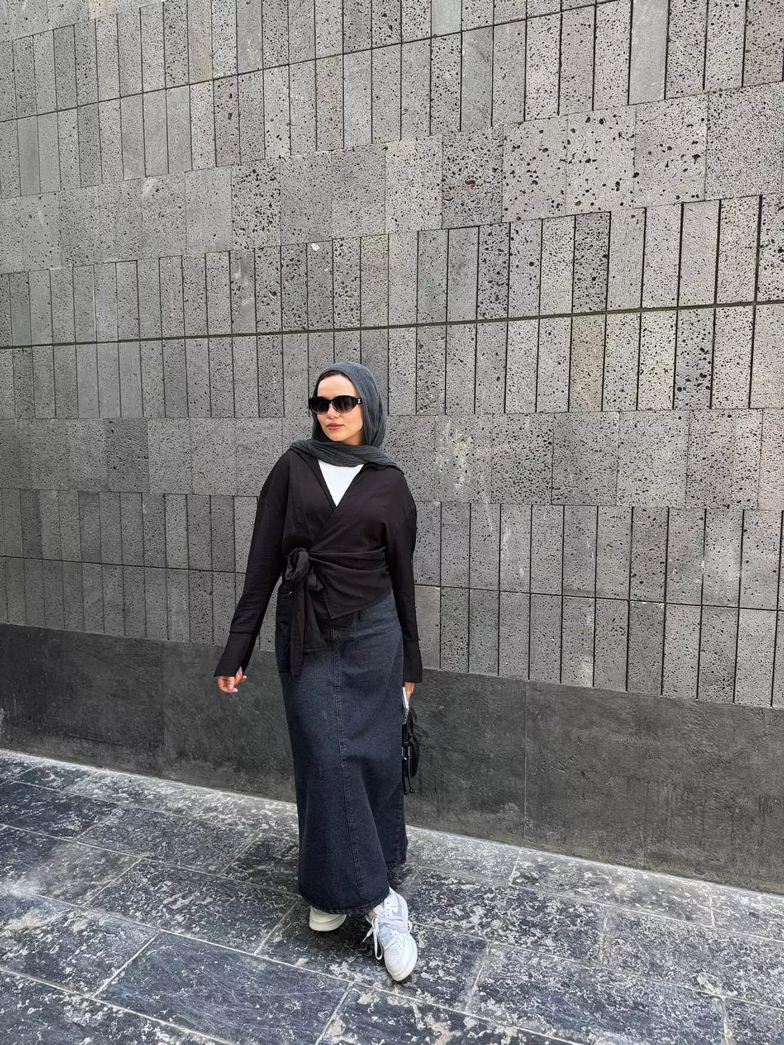 SIDE TIE BLOUSE image