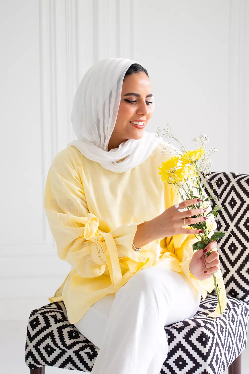<p><strong><span style="color: rgb(168, 27, 98)">BOW BLOUSE</span></strong></p>