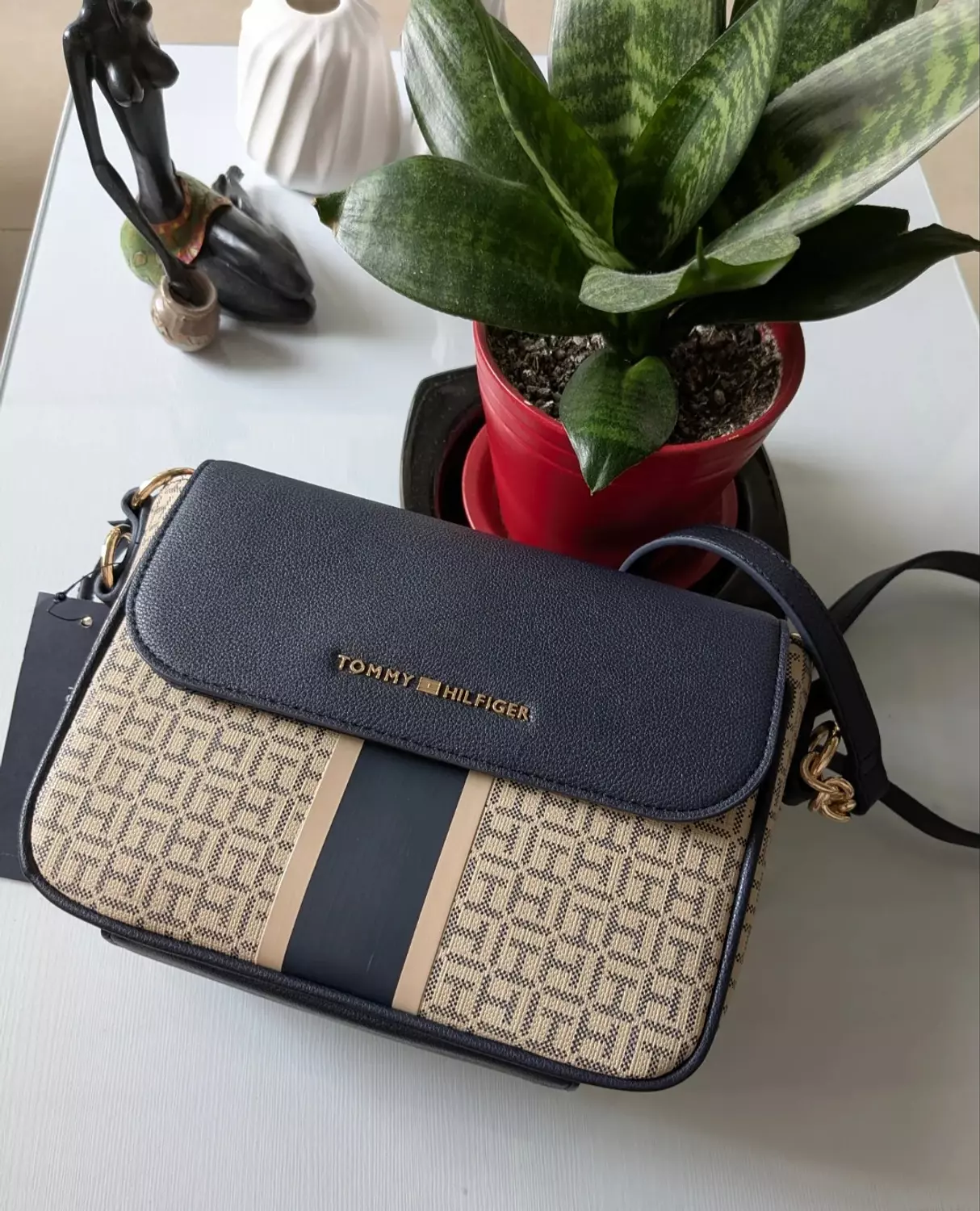 Tommy Hilfiger Monogram Flap crossbody bag  image