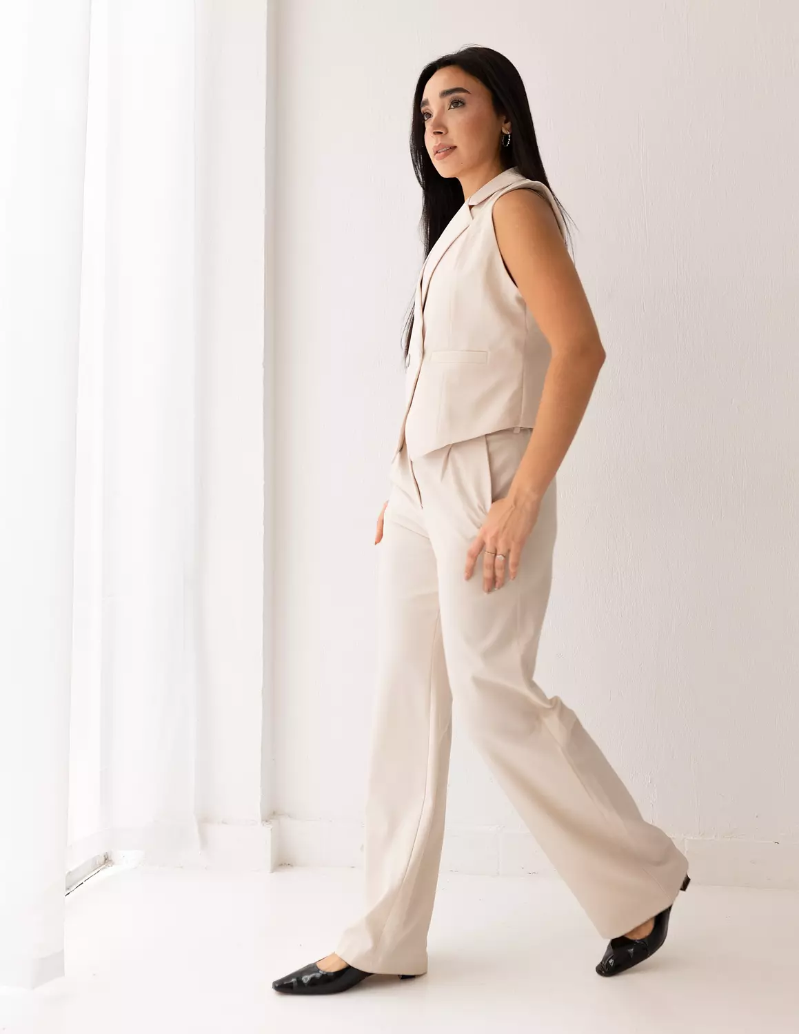 Soft Cream double breasted cropped vest  3