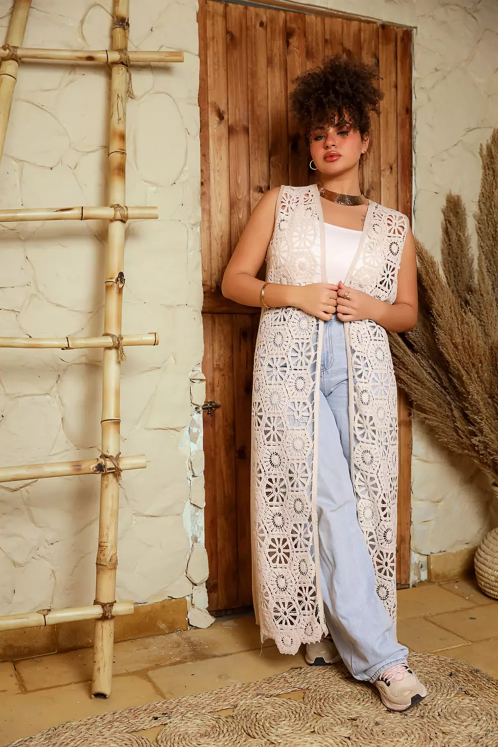 Sleevless jouber vest image