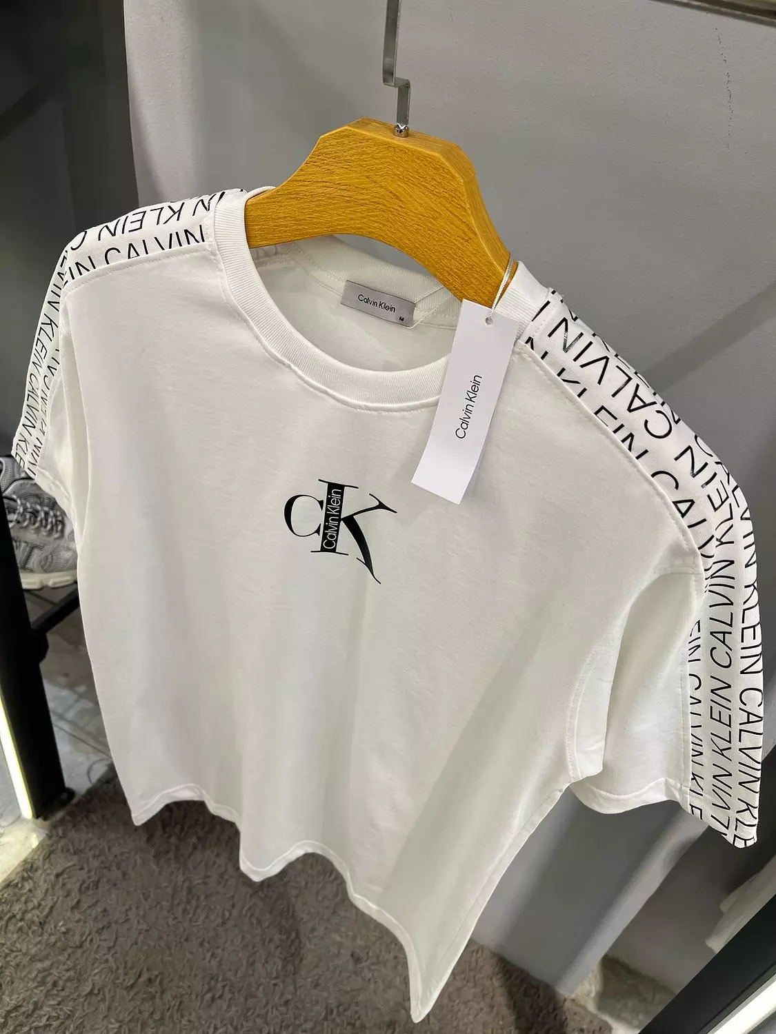 CALVIN KLIEN TSHIRT / 12390 1