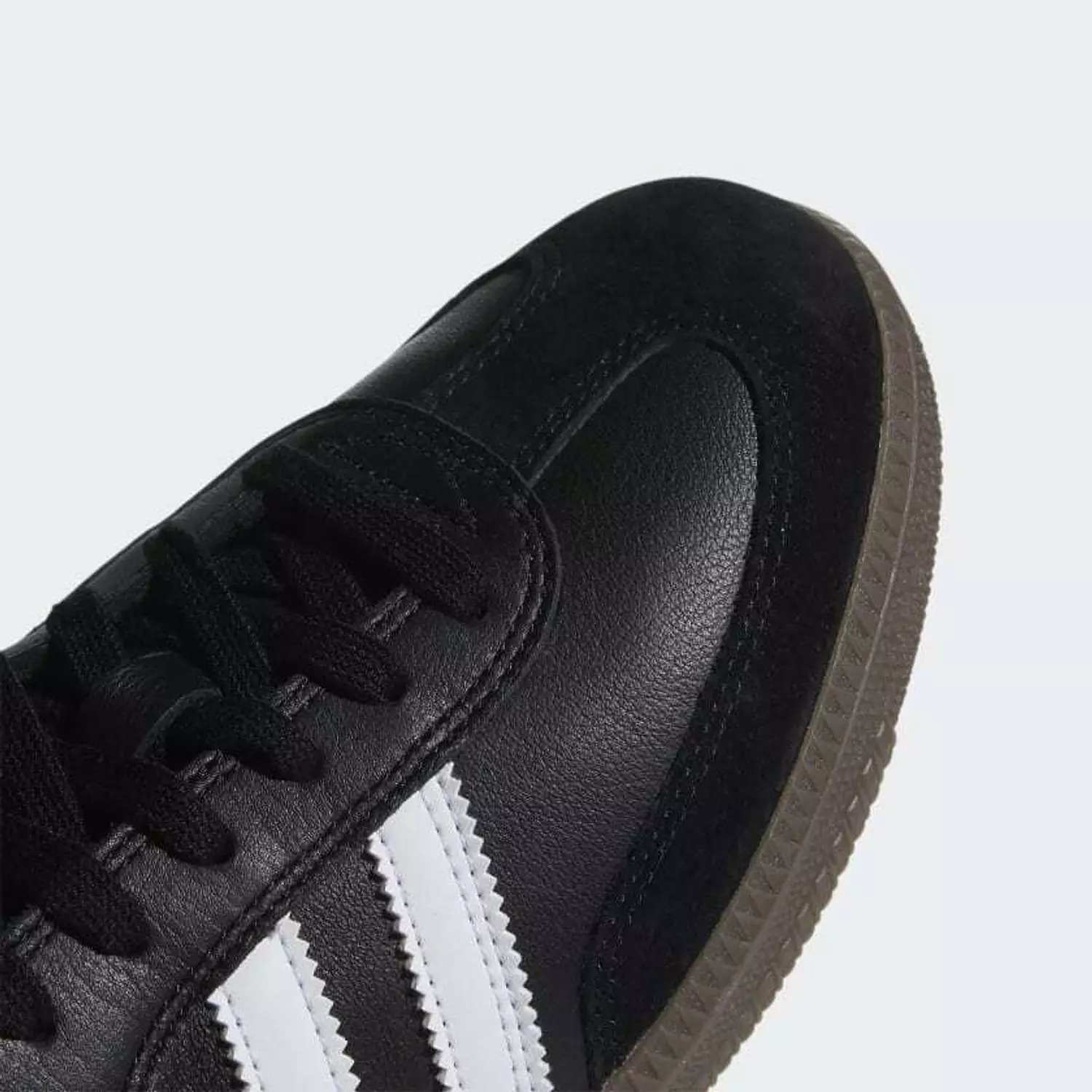 adidas Samba ADV, core black / cloud white / gold metallic 1