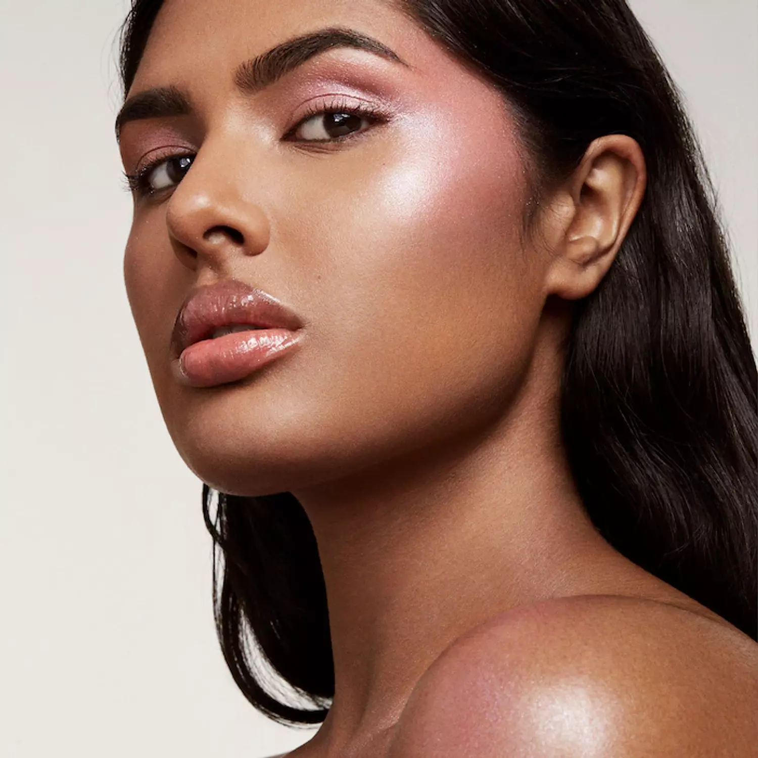 Fenty Beauty by Rihanna Killawatt Freestyle Highlighter 3