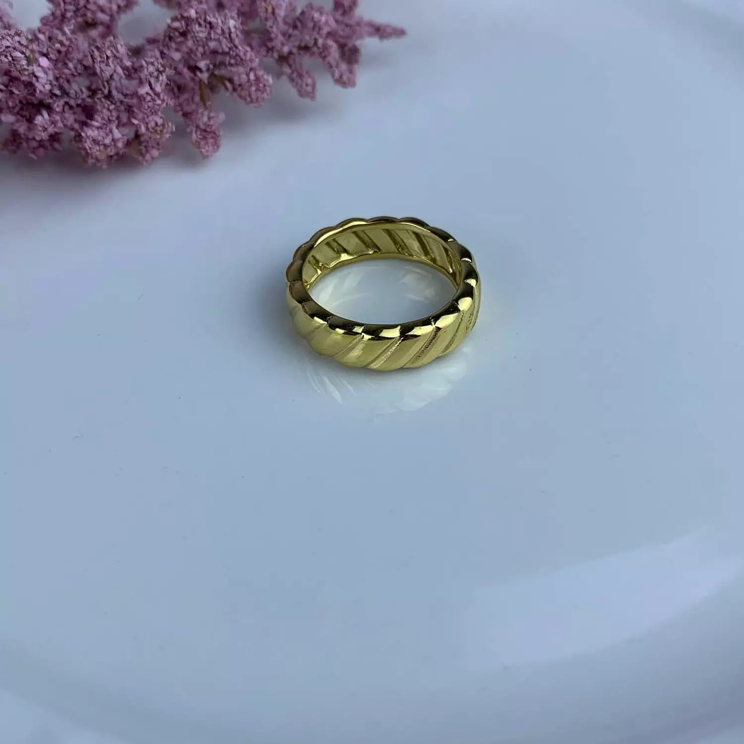 Stainless steel Ring with seashell hover image