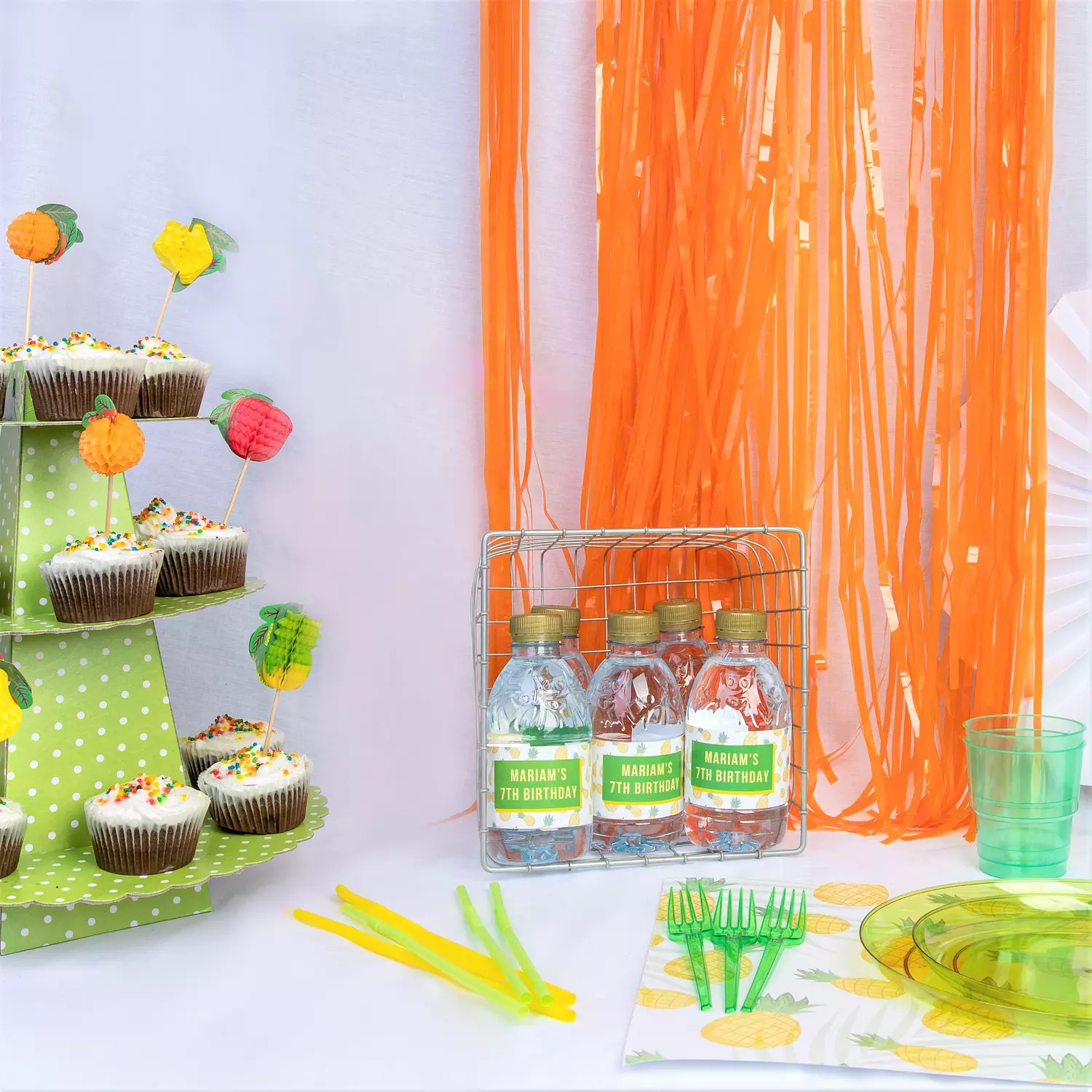 Green Plastic Forks 4