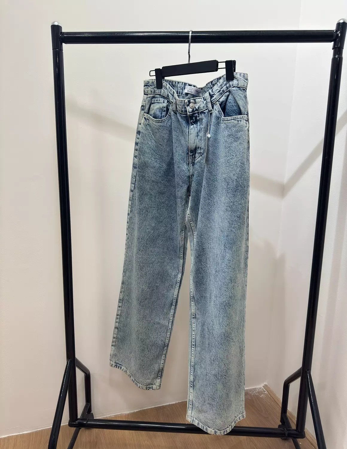 Pants 20 offer  image