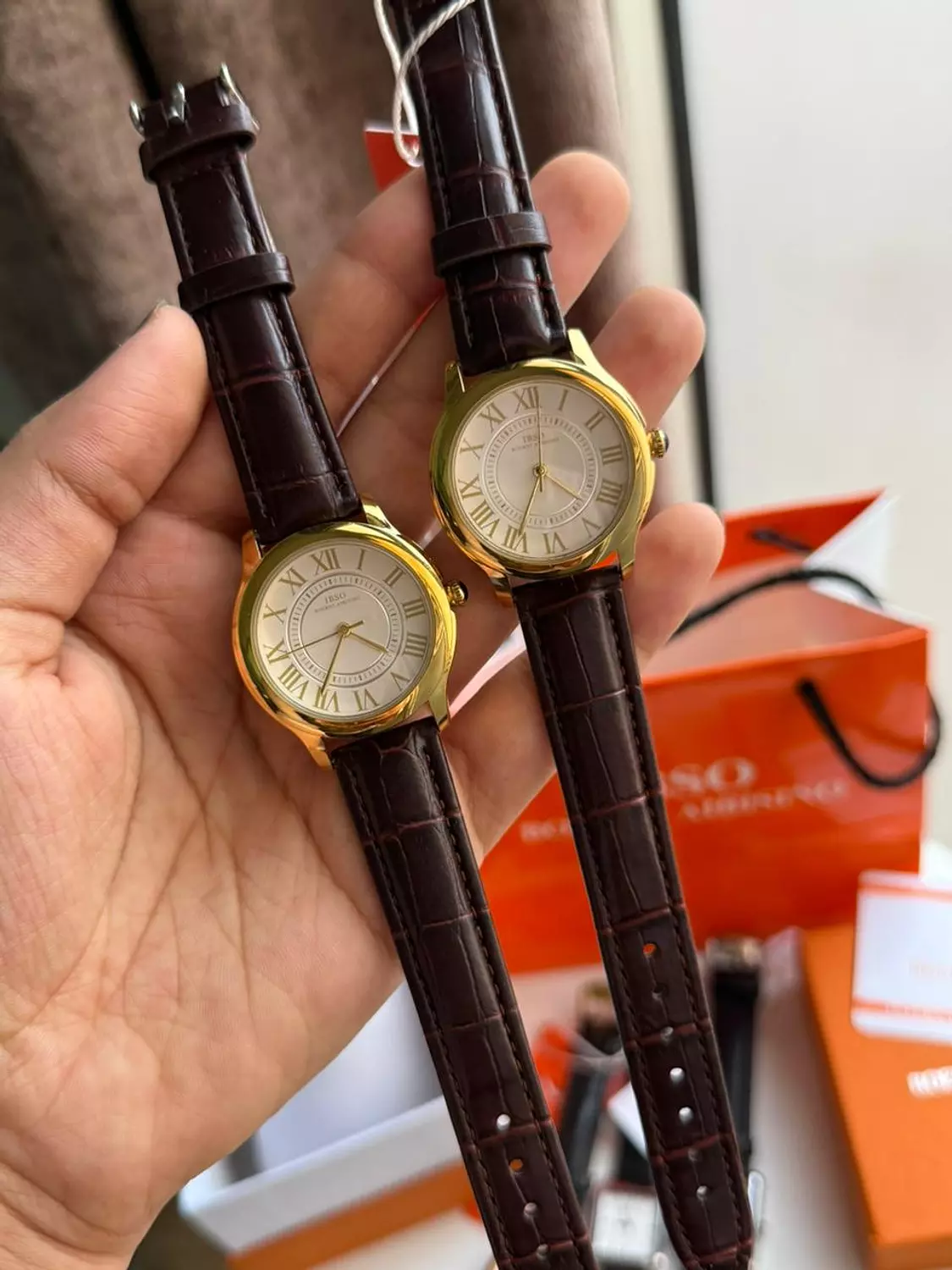 Ibso Watch جلد بنى 