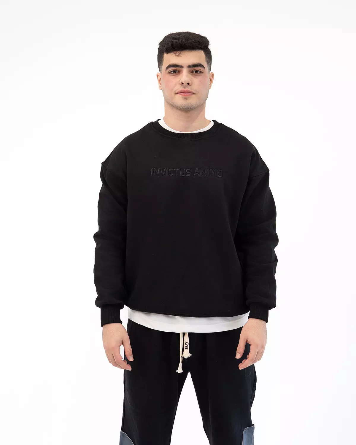 Premium Crewneck  _ Black 3