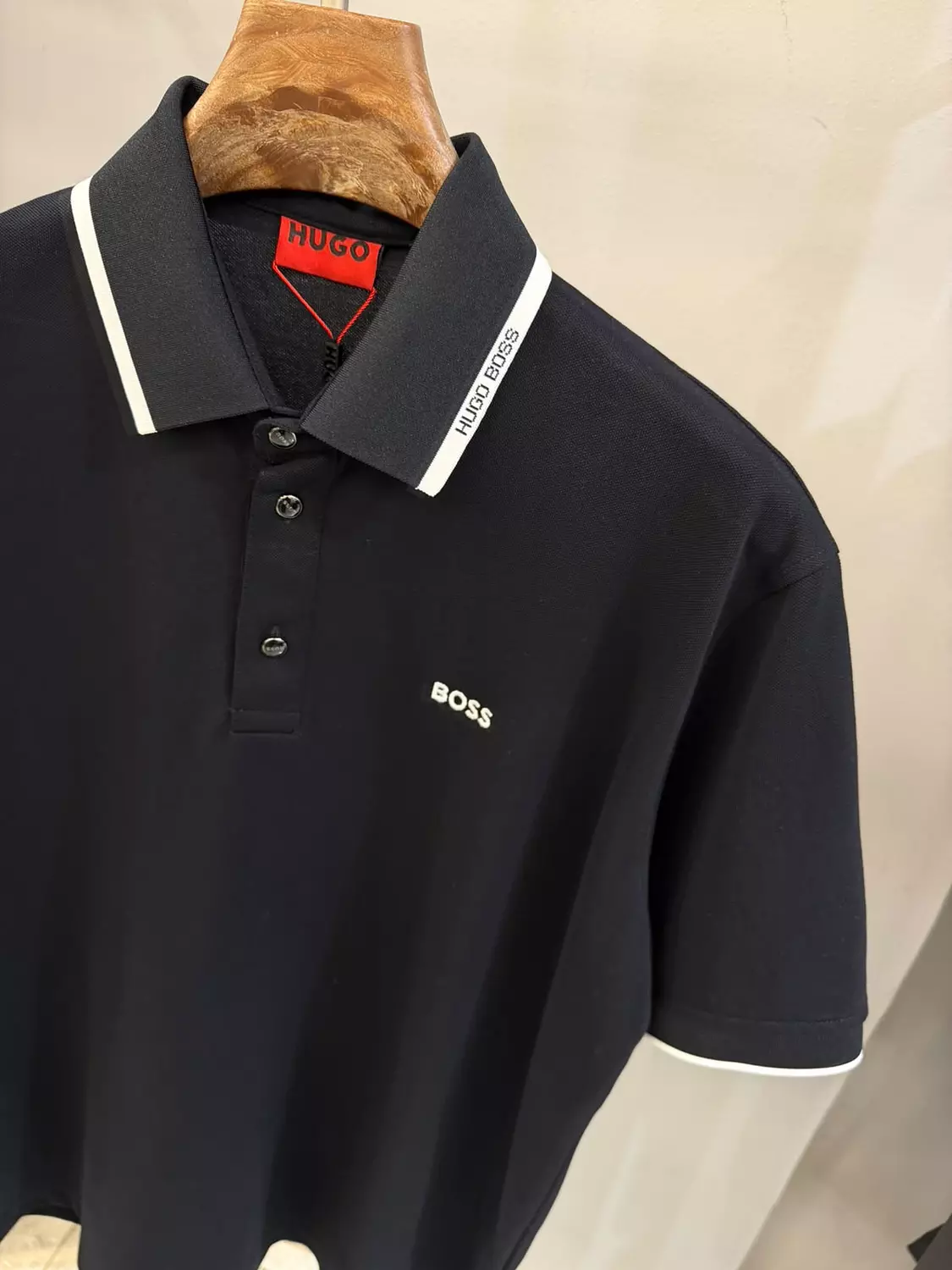 HUGO BOSS TSHIRT \ 2336  hover image