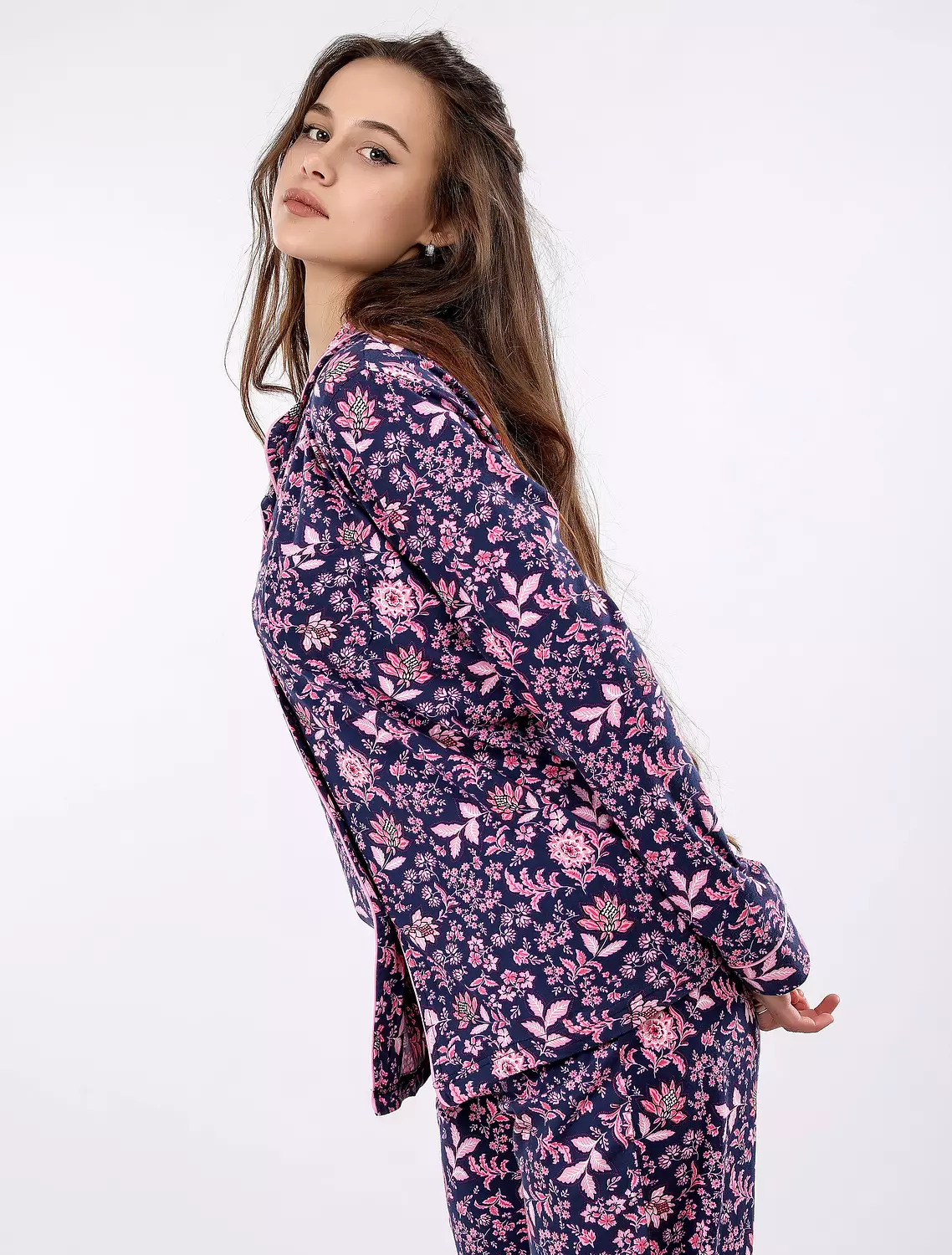 S613 Midnight Bloom Floral Buttoned Long Sleeved Pajama Set 5