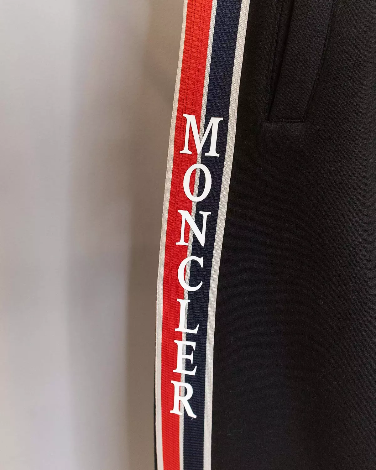MONCLER SUIT / 1610 4