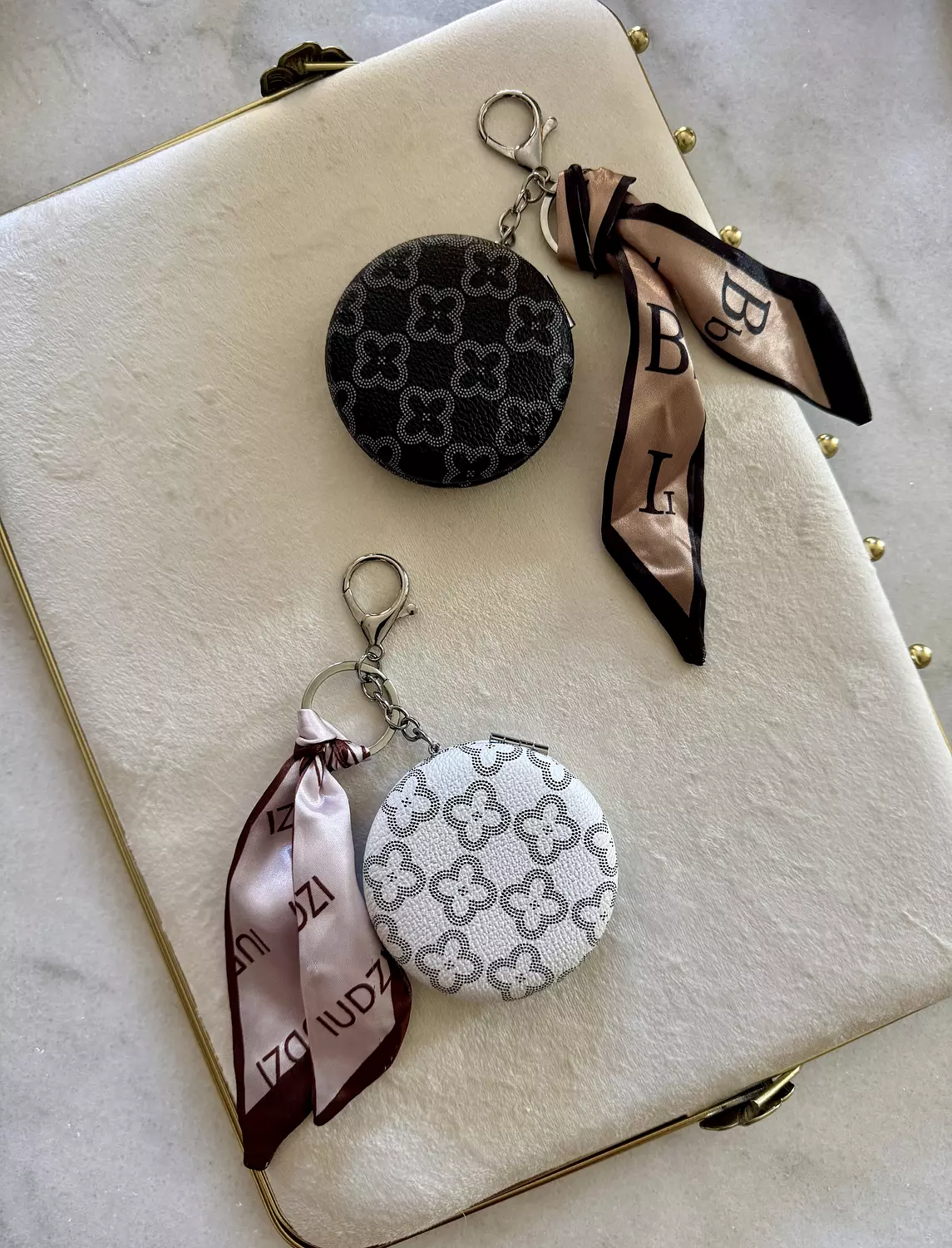 Mirror bag chain 2 image