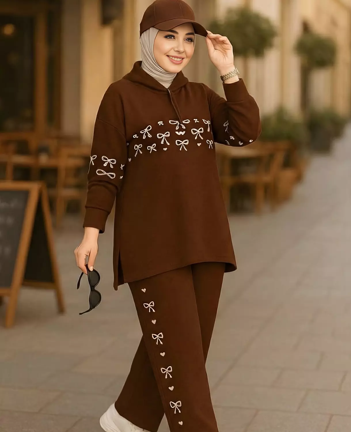 Trendy 2-Piece Hooded Set 3