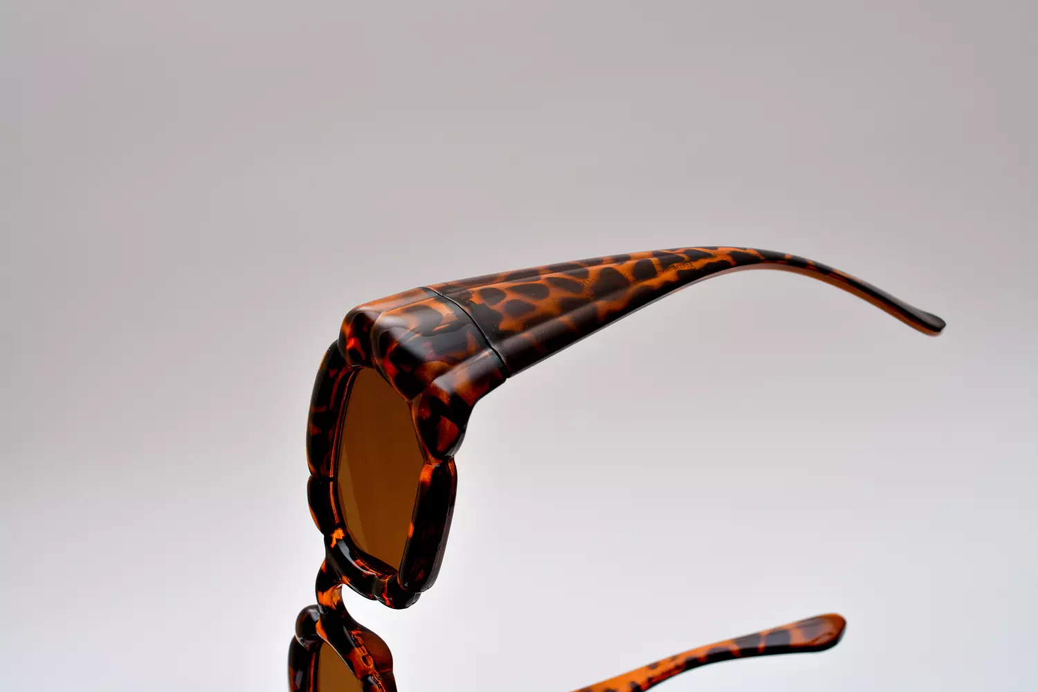 unique sunglasses 21