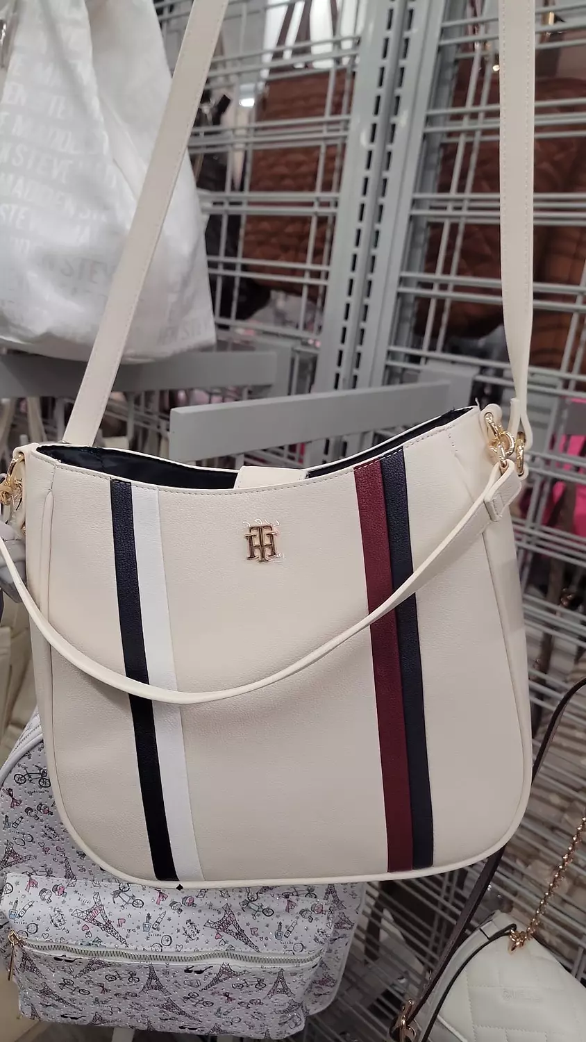 ommy Hilfiger – Ivory Shoulder Bag with Signature Stripes image