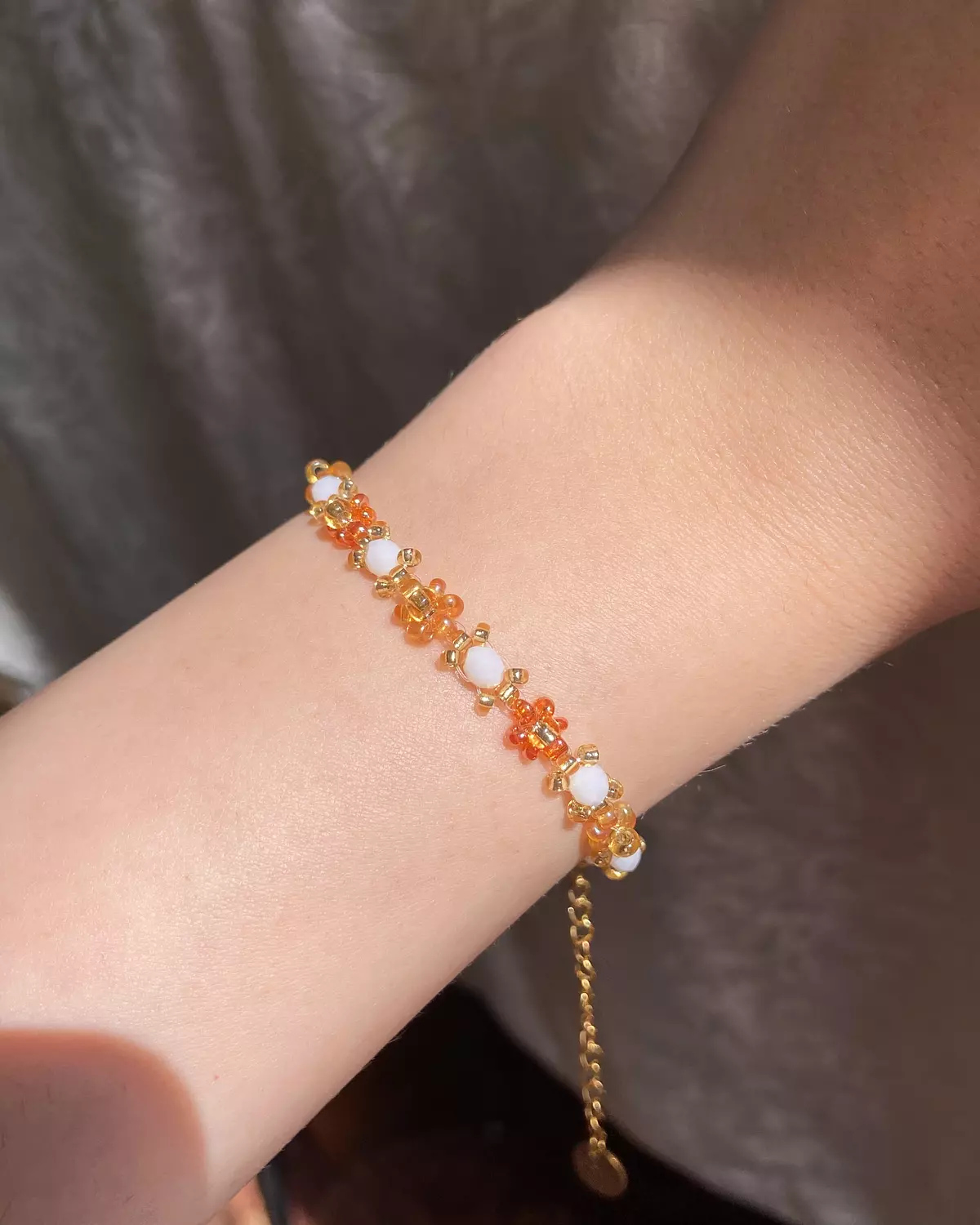 Beige and caramel flowers with coral crystals 🧡 2