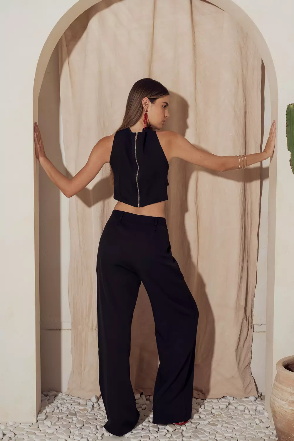 Cutout top 2
