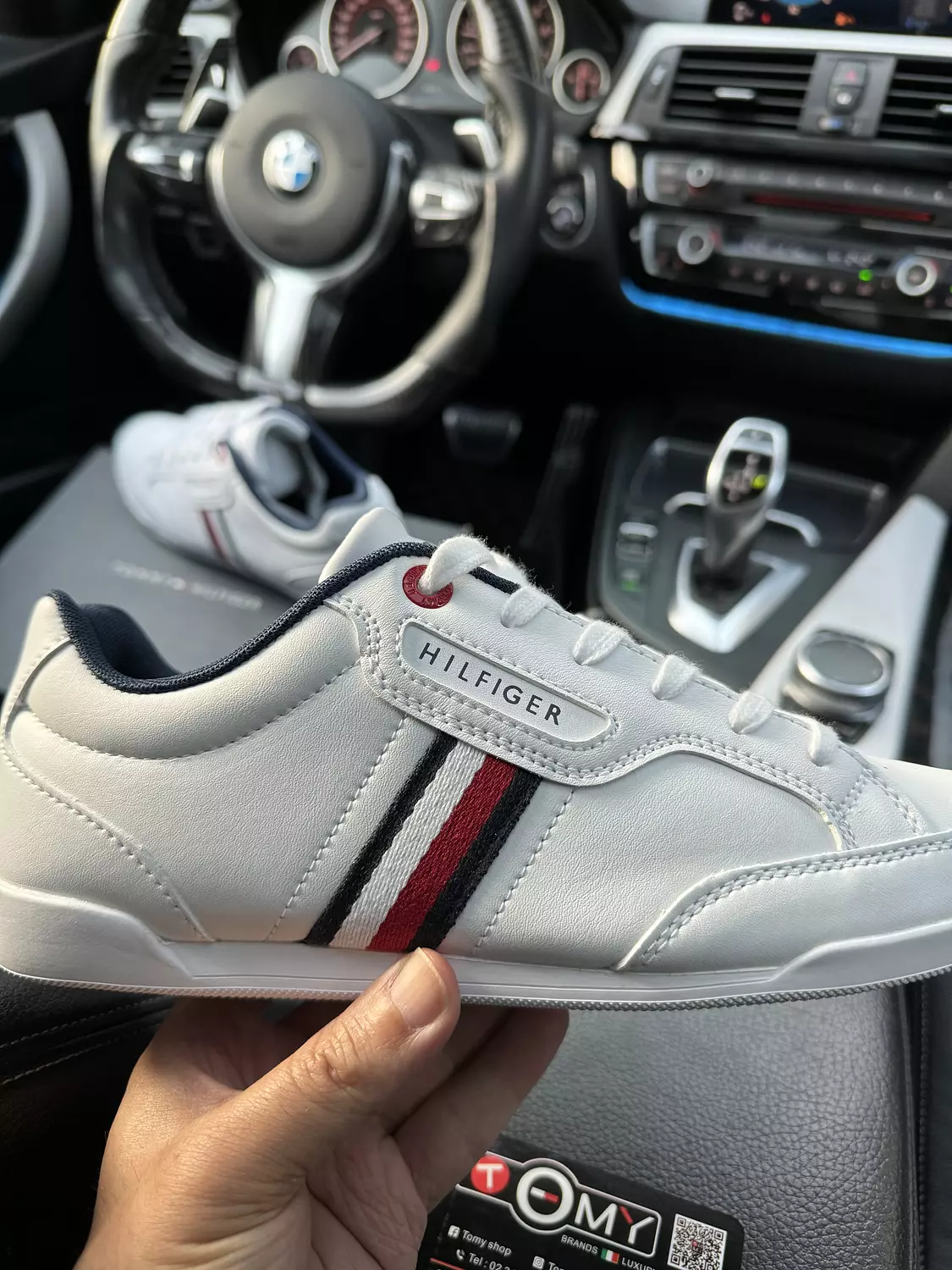 TOMMY HILFIGER 2