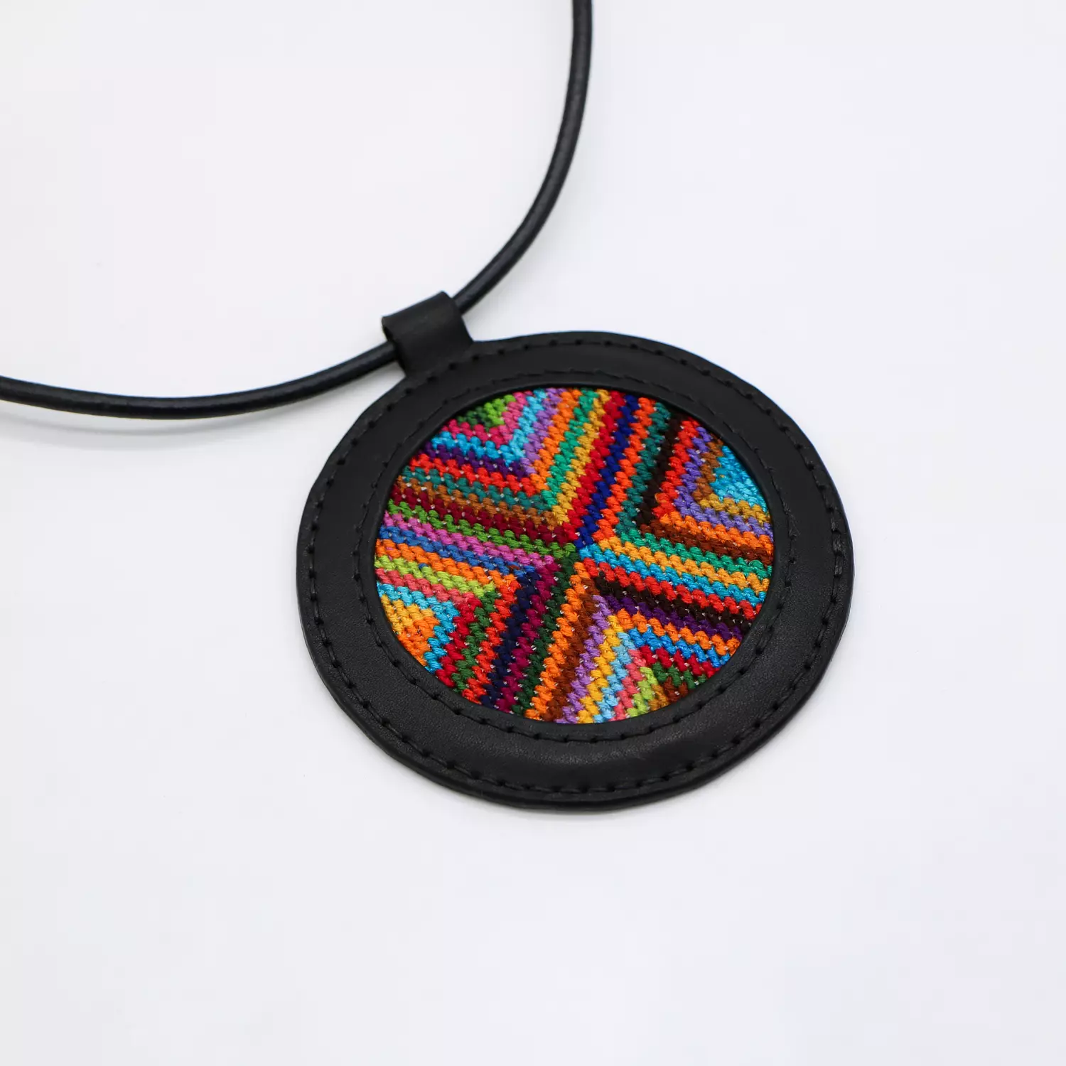 Genuine leather necklace with colorful Cross-stitching image