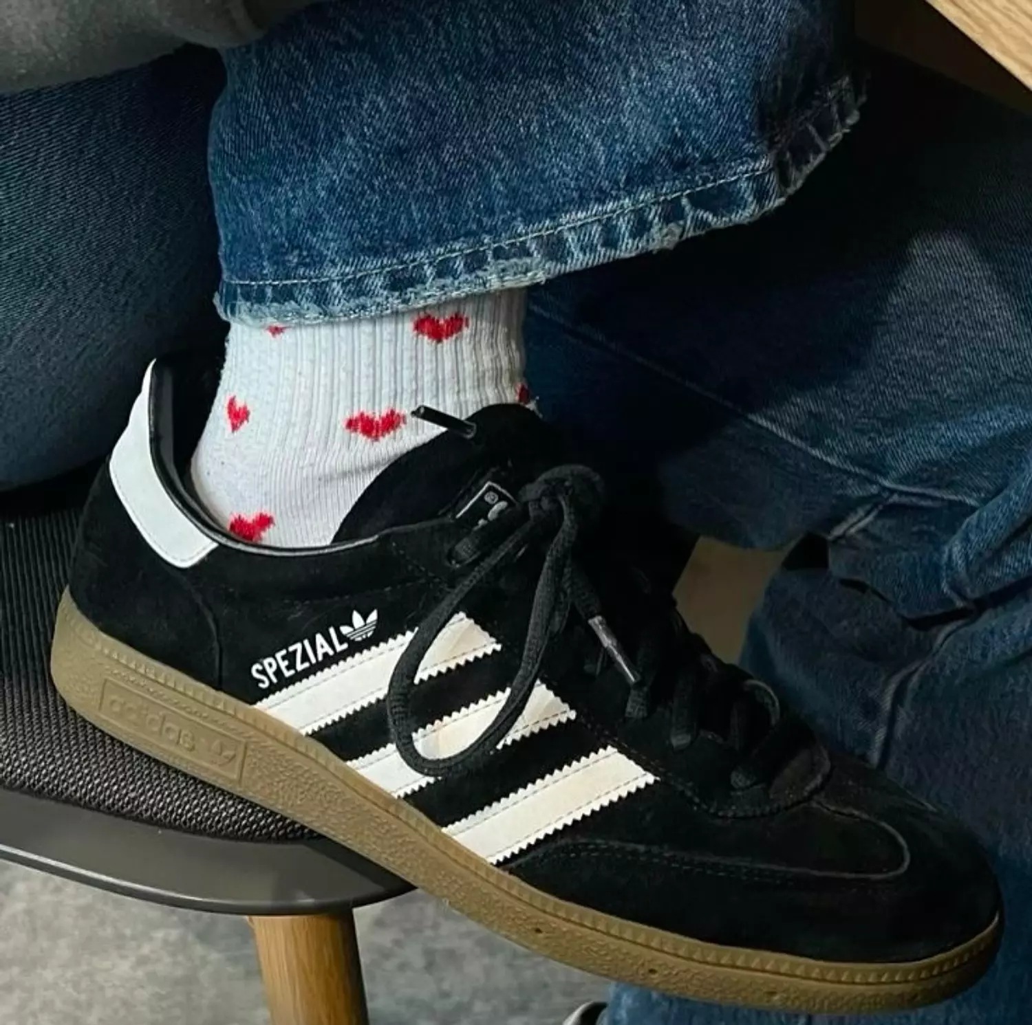 Adidas Spezial Black 1