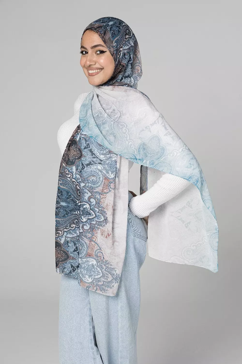 Ruqi hover image
