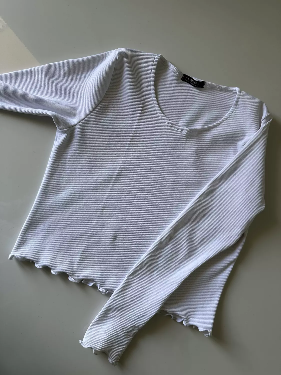 White cotton top (T)  4