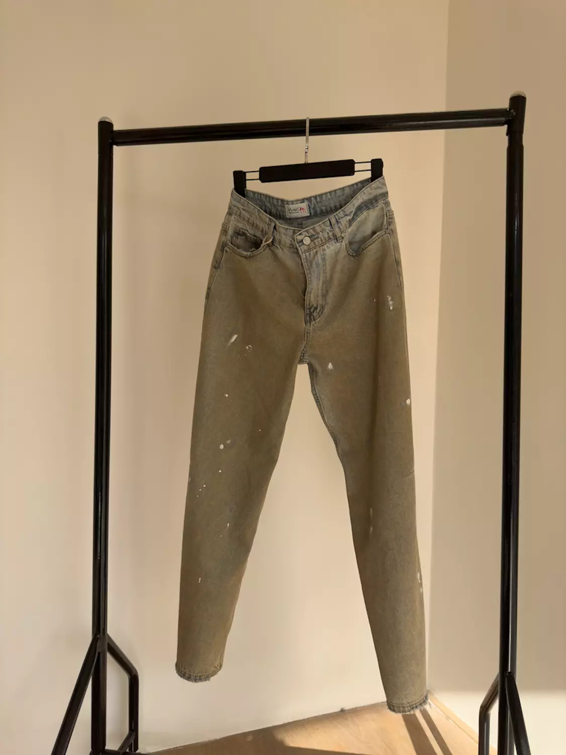 Pants 9 offer  image