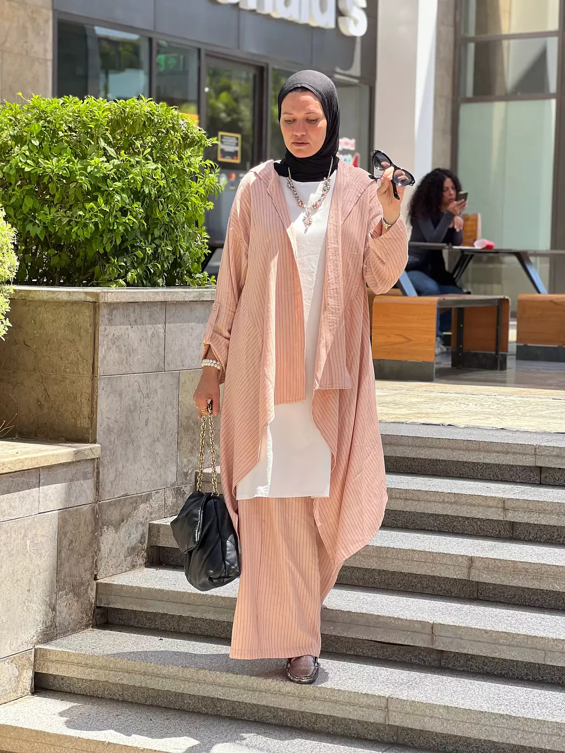Striped linen suit 3