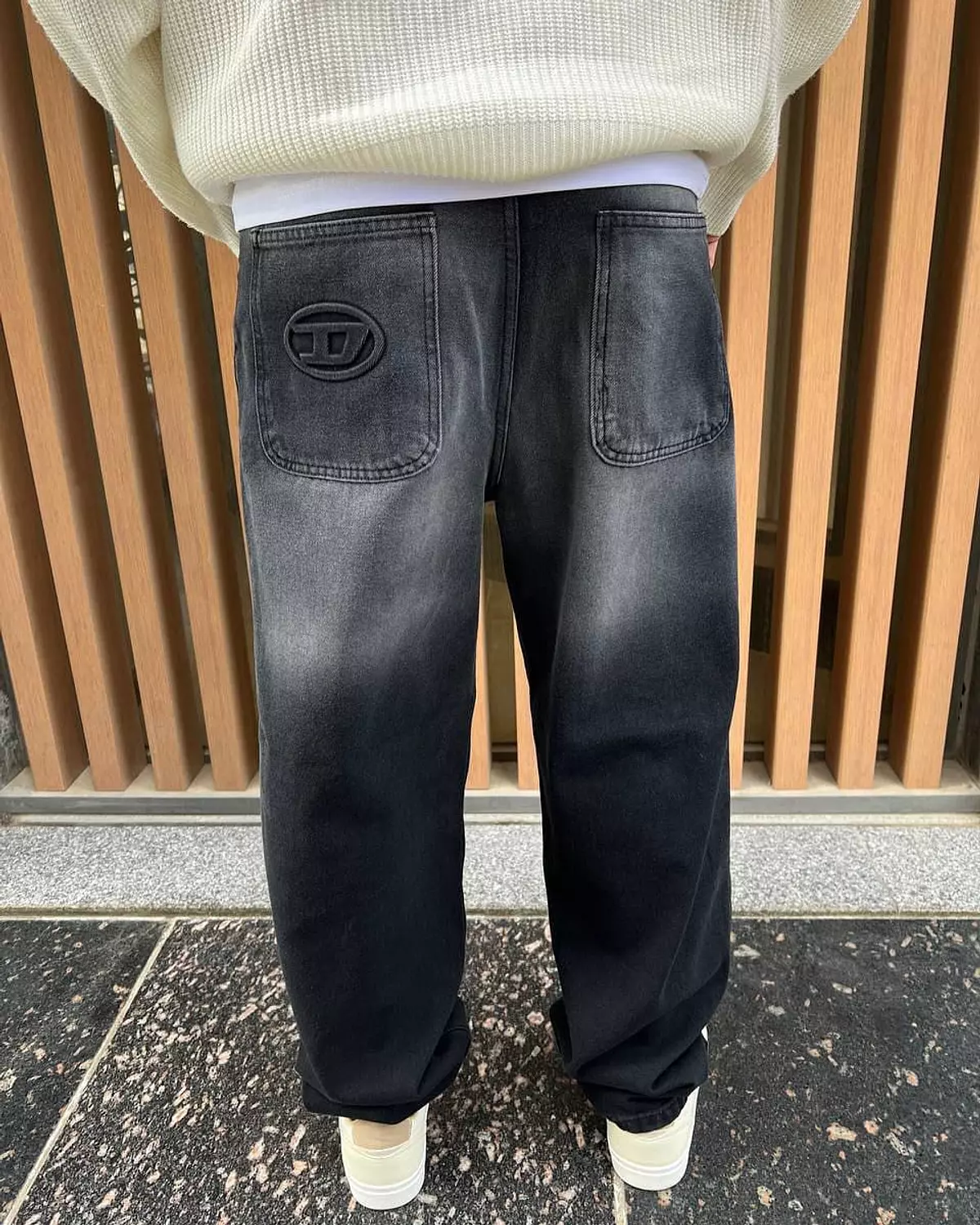 Men’s Wide-Leg Washed Black Jeans – Casual Fit 2