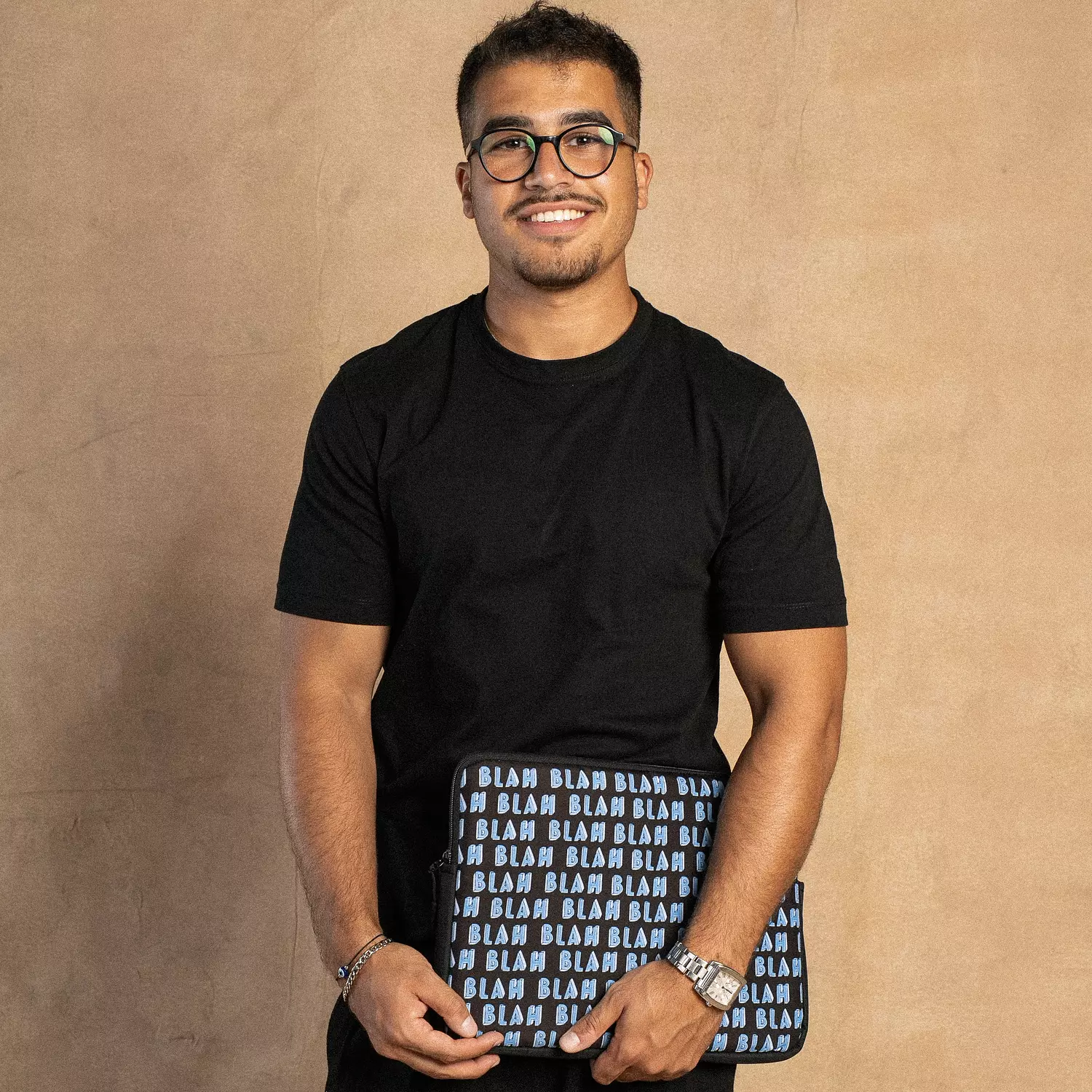 BLAH BLAH BLACK ‘N’ BLUE IPAD SLEEVE 2