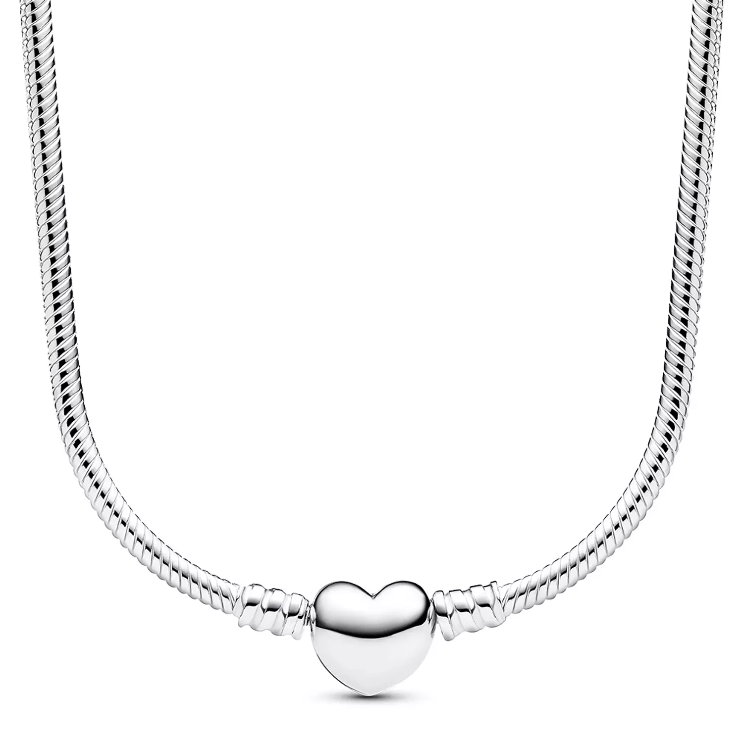 PANDORA necklace with a clip closure in the shape of a heart from the Moments collection.  Length: 45 cm. hover image