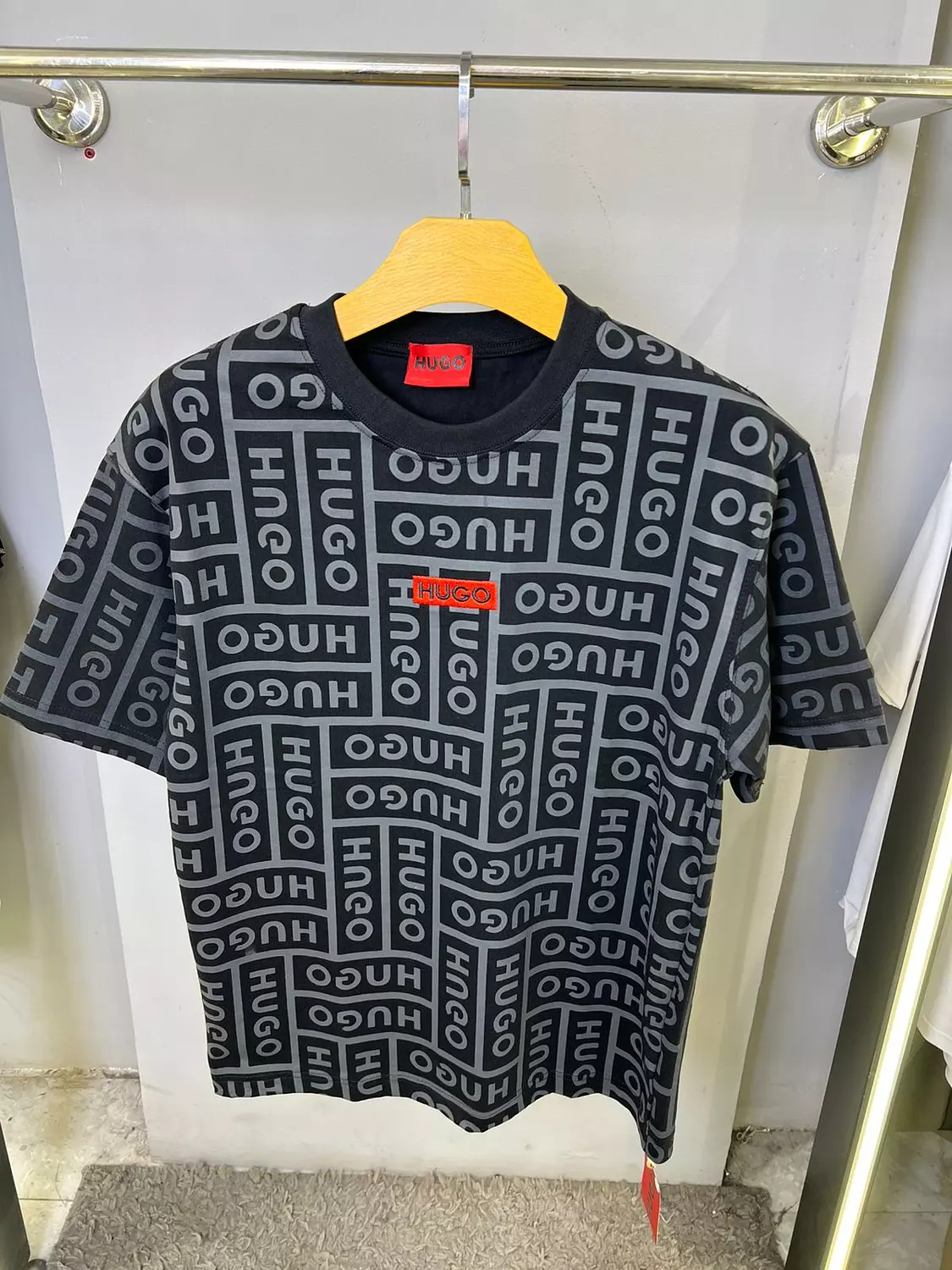 HUGO BOSS TSHIRT / 1376 6